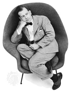 Eero Saarinen Sitting In His Womb Chair
